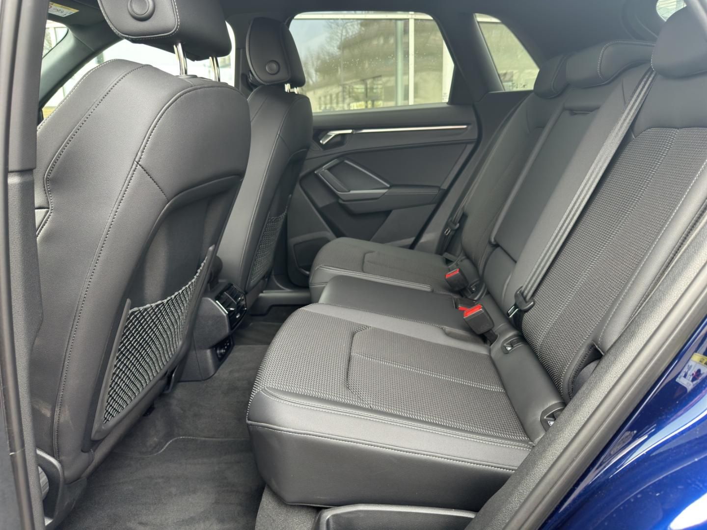Fahrzeugabbildung Audi Q3 TFSI e S line Q3 45 TFSIe S tronic Business A