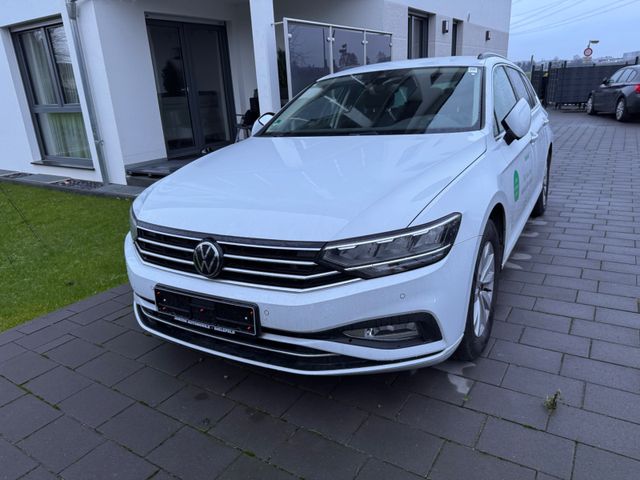 Volkswagen Passat Variant Kamera Massagesitze