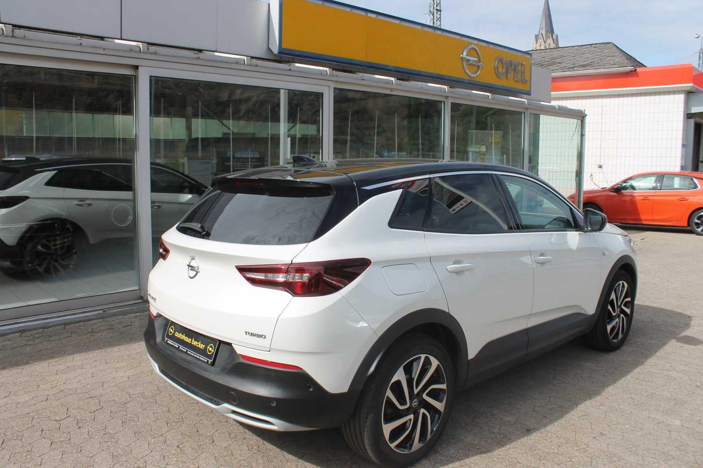 Opel Grandland X 1.2 Start/Stop Ultimate