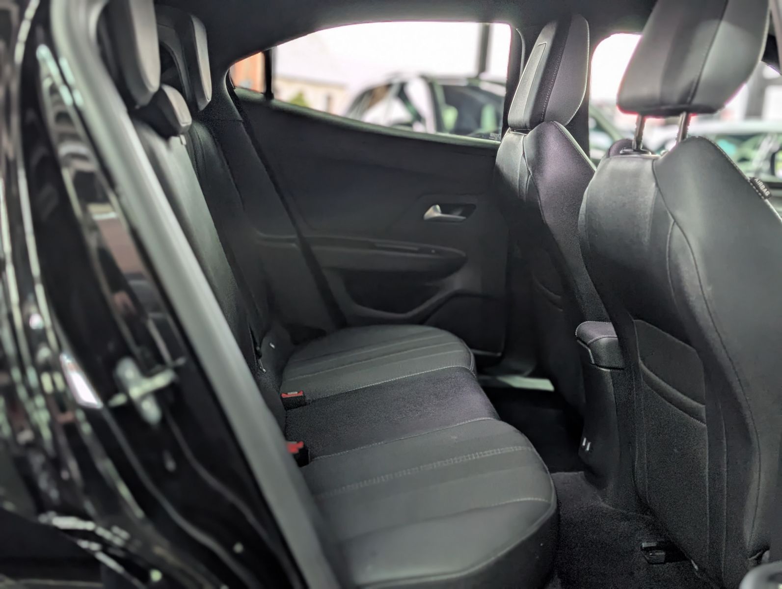 Fahrzeugabbildung Opel Mokka GS BLACK INTEL LUX TECH KAM SHZ BHL VIRT