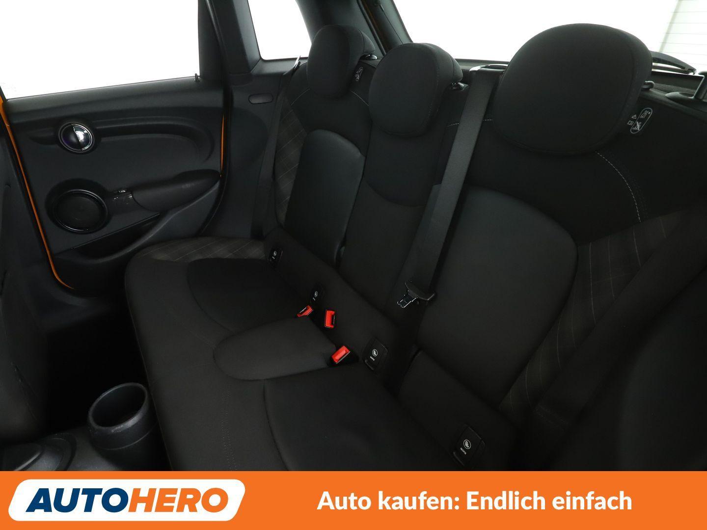 MINI Cooper Aut.*NAVI*CAM*TEMPO*