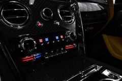 Cullinan BLACK BADGE 2023 STARLIGHT 4SEATS STOCK