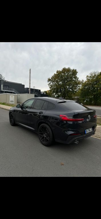 Image of BMW X4