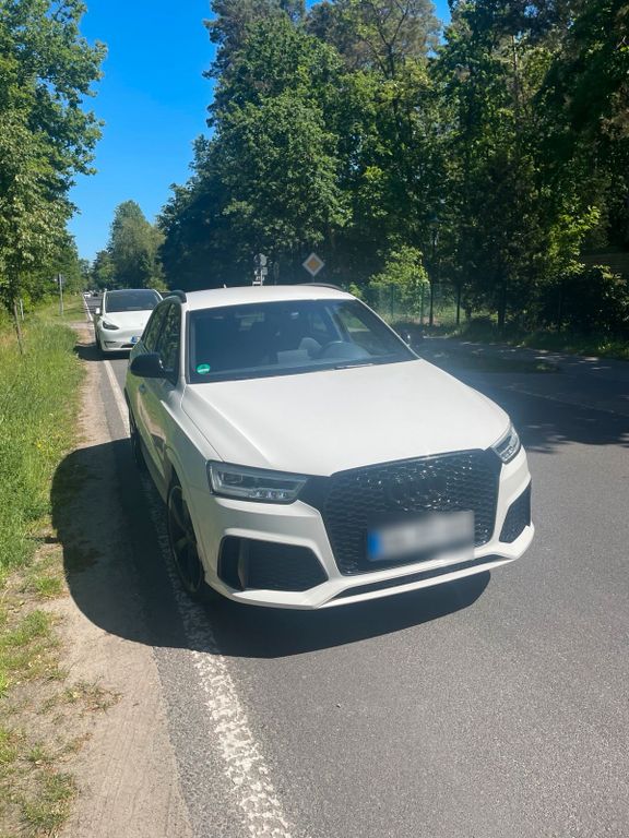 Image of Audi RSQ3