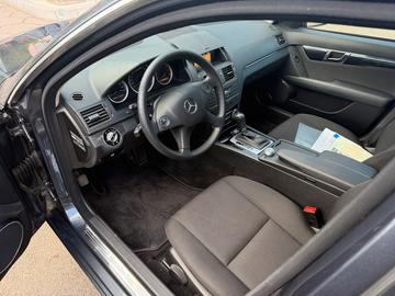 2010 Mercedes-BENZ C 220 缩略图 11
