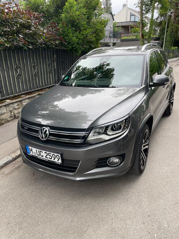 VW Tiguan 1.4 TSI Sport * R-Line * AUTOM. * TÜV neu