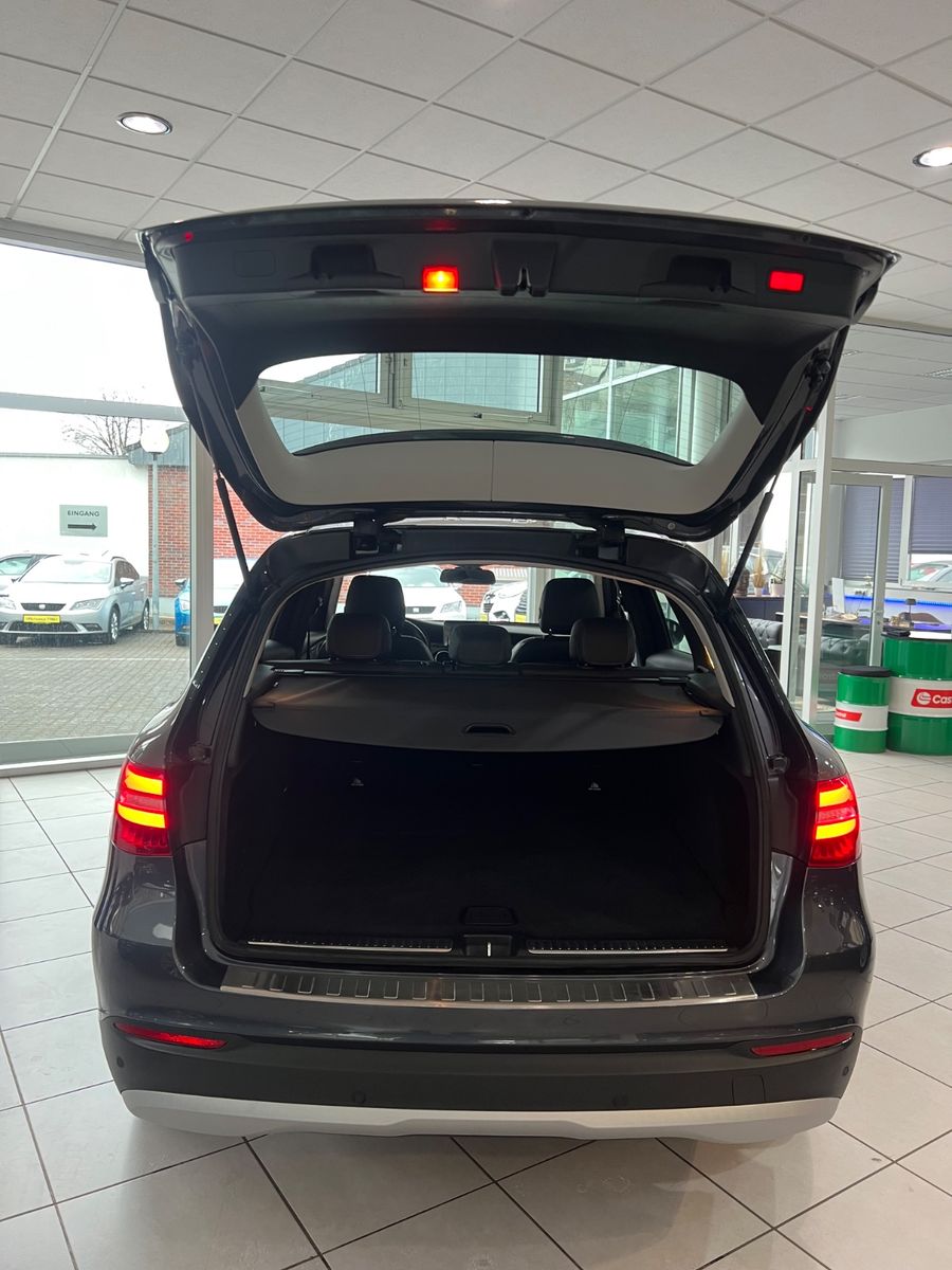 Fahrzeugabbildung Mercedes-Benz GLC 250 d 4Matic *LEDER*NAVI*SITZHEIZUNG*LED*