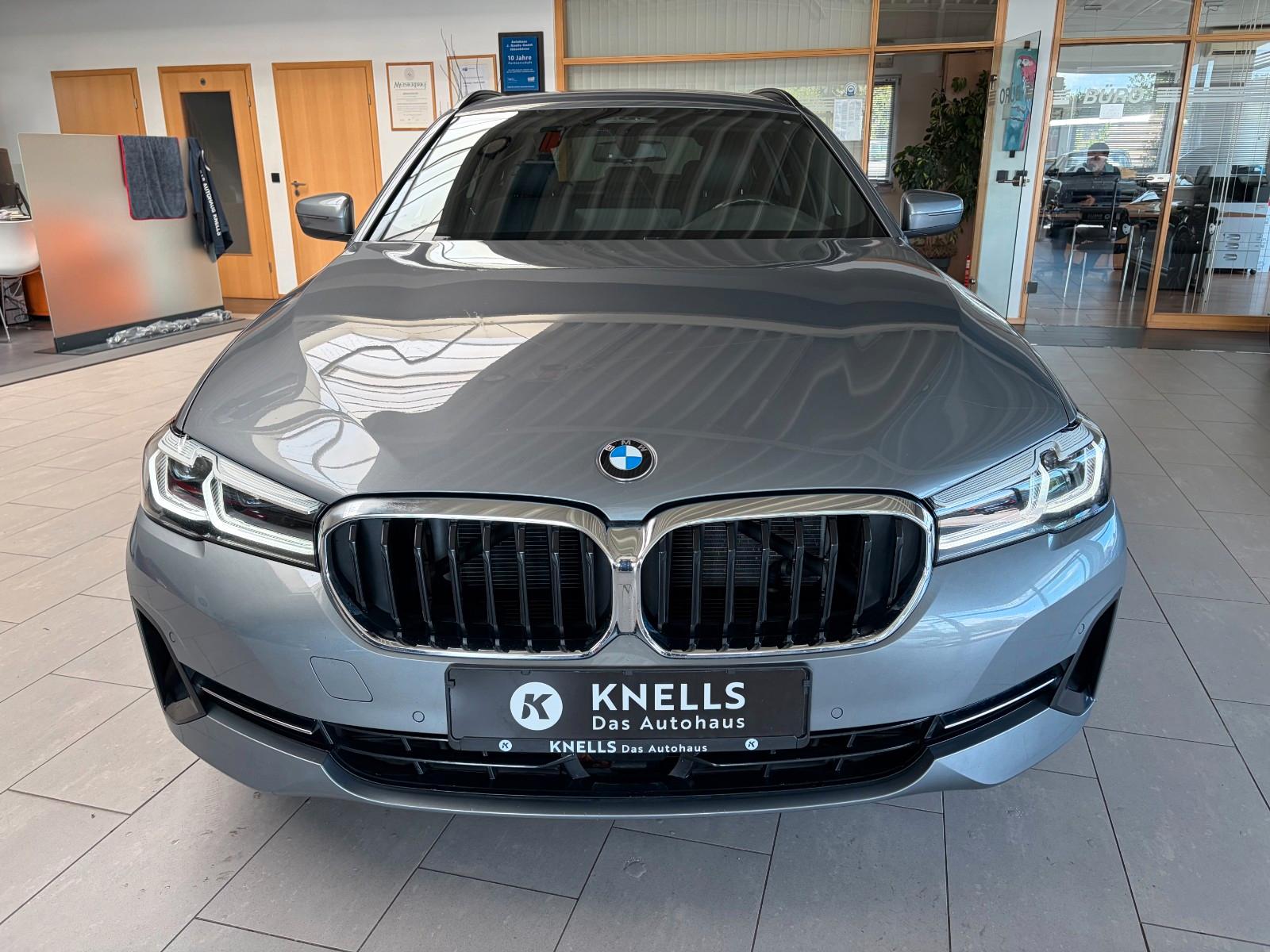BMW 530d Touring/M-LENKR/LEDER/KAMERA/ACC/KEYLESS