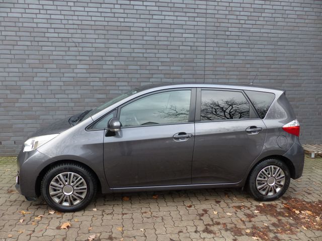 Toyota Verso-S Club Automatik/Kamera/Panorama/Navi/2.Hd