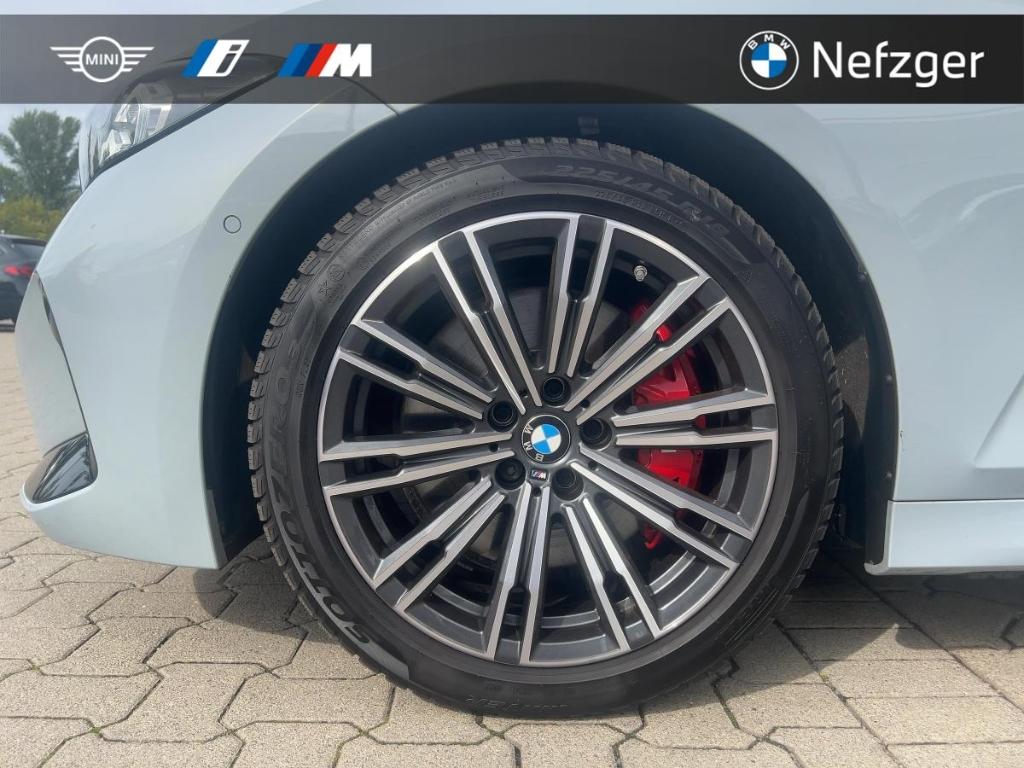 BMW M340i xDrive Touring Panorama Harman/Kadron LED