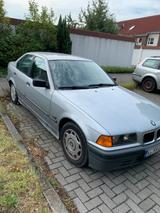 BMW E36 1994 Audi - BMW i3 in Leverkusen