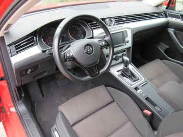 Volkswagen Passat - 9