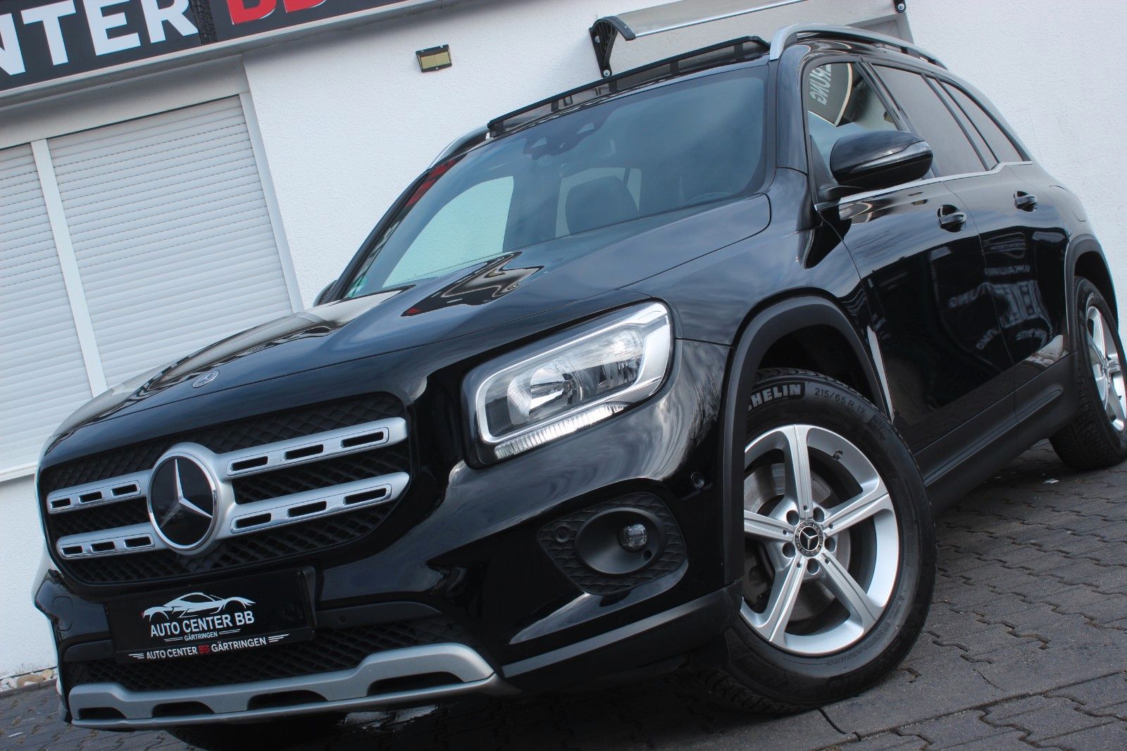 MERCEDES-BENZ GLB 200 d 8G-DCT BUSINESS*NAVI*PANO*LEDER*