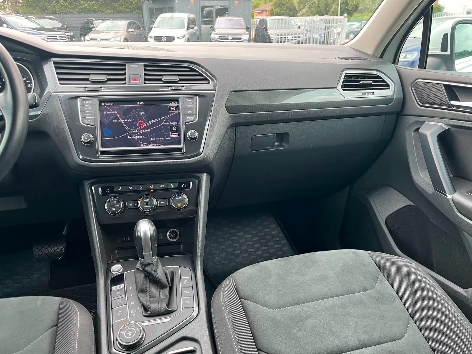 Volkswagen Tiguan Highline 4Motion DSG*LED*NAV*SHZ*ACC*CAM