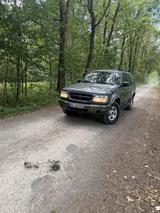 Ford SUV Explorer - gebrauchte Ford Explorer aus dem Jahr 1999
