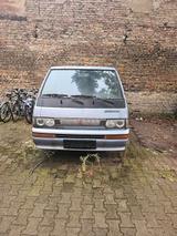 Mitsubishi L300 3 Bus - Mitsubishi aus 1994
