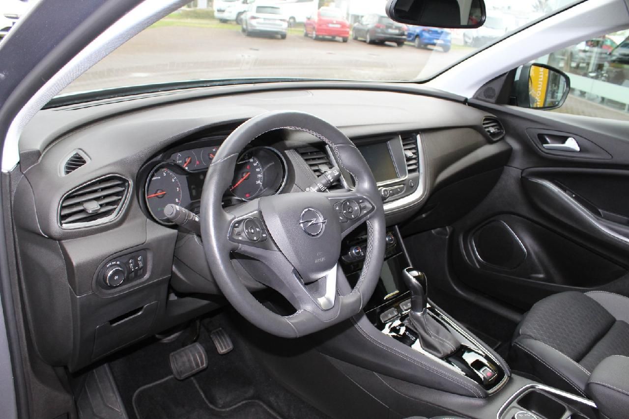 Fahrzeugabbildung Opel Grandland X 1.2T Elegance Automatik