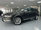 Volkswagen Passat Alltrack Variant Basis BMT 4Motion - Volkswagen Passat aus 2012