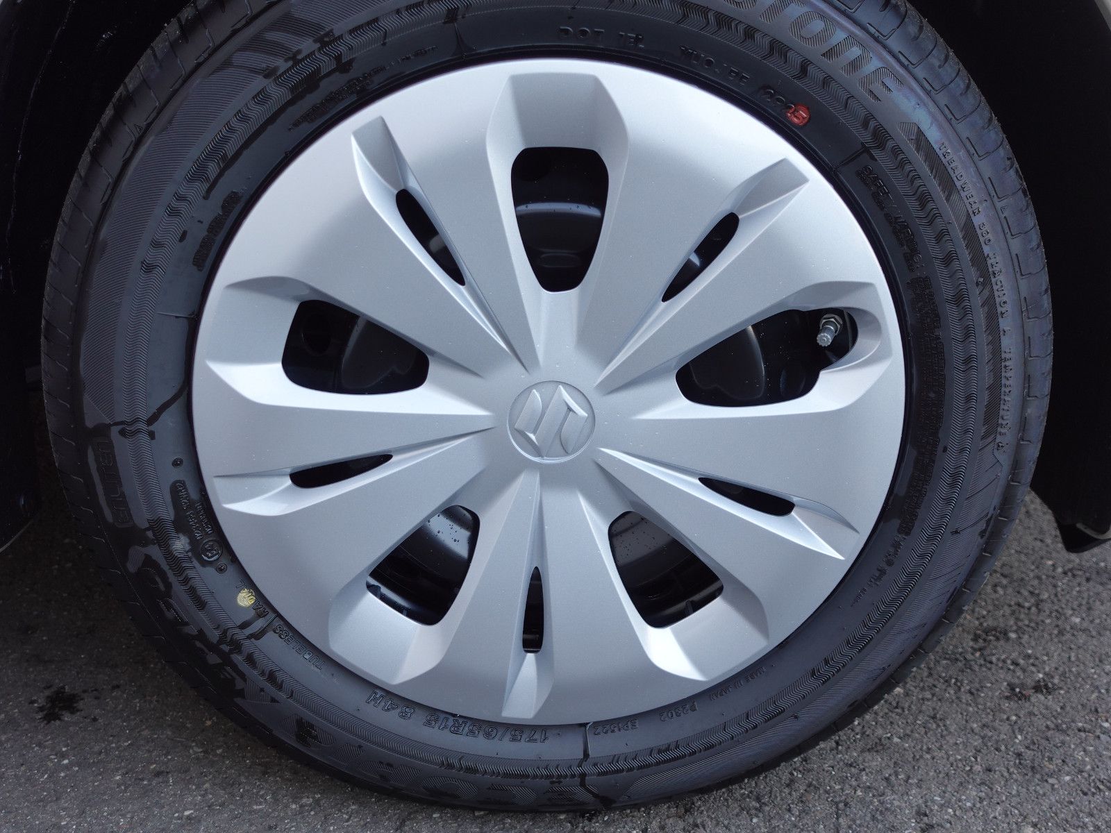 Fahrzeugabbildung Suzuki Swift Comfort 1.2,Navi,Sitzhz,Kamera,Alu,DAB,LED