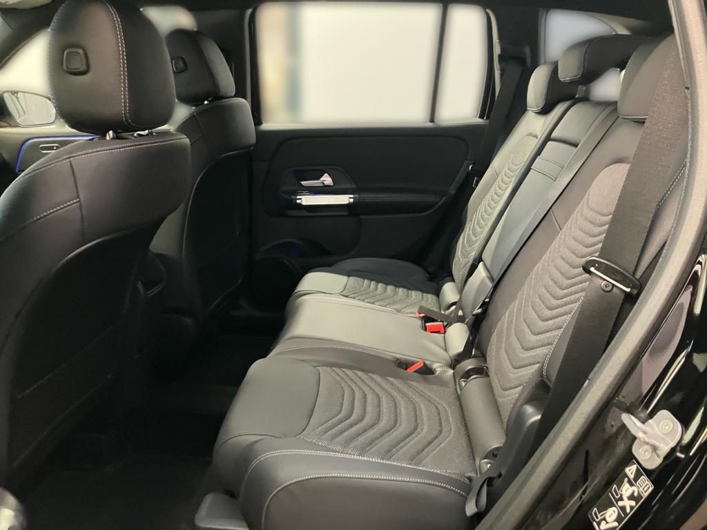 Fahrzeugabbildung Mercedes-Benz GLB 200 +PROGRESSIVE+AHK+DISTRONIC+WINTER-PAKET+