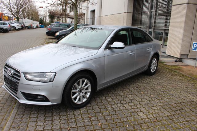 Audi A4 Lim. Attraction