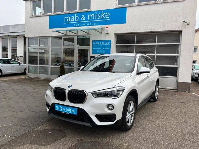 BMW X1 sDrive 20 i Advantage *LED/Navi/SHZ/MFL*