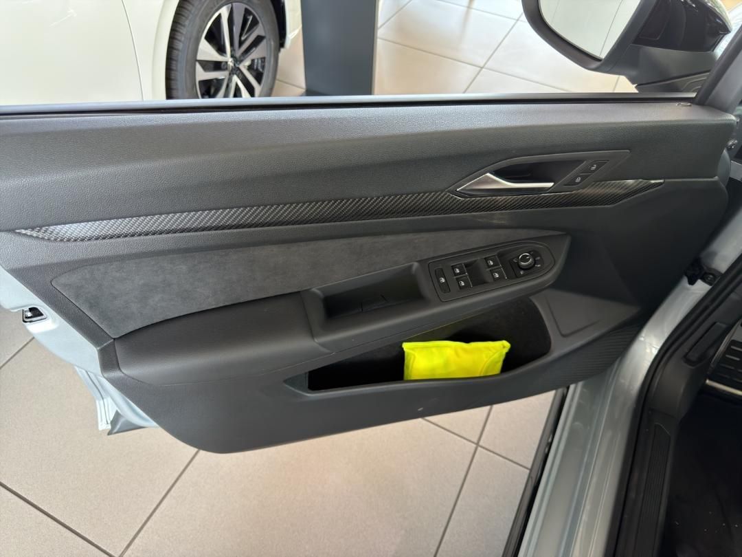 Fahrzeugabbildung Volkswagen Golf Variant Goal Goal.AHK.RFK.Plus Paket.Discov