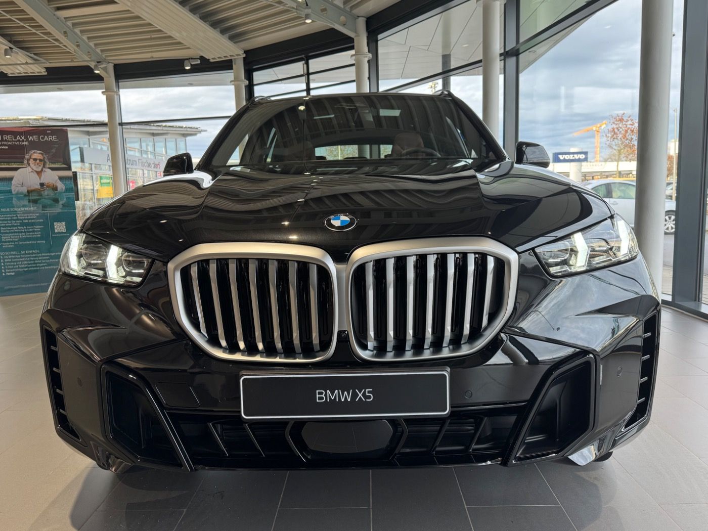 Fahrzeugabbildung BMW X5 xDrive30d M-Sportpaket AHK/LuftFW/GSD/Int-AL