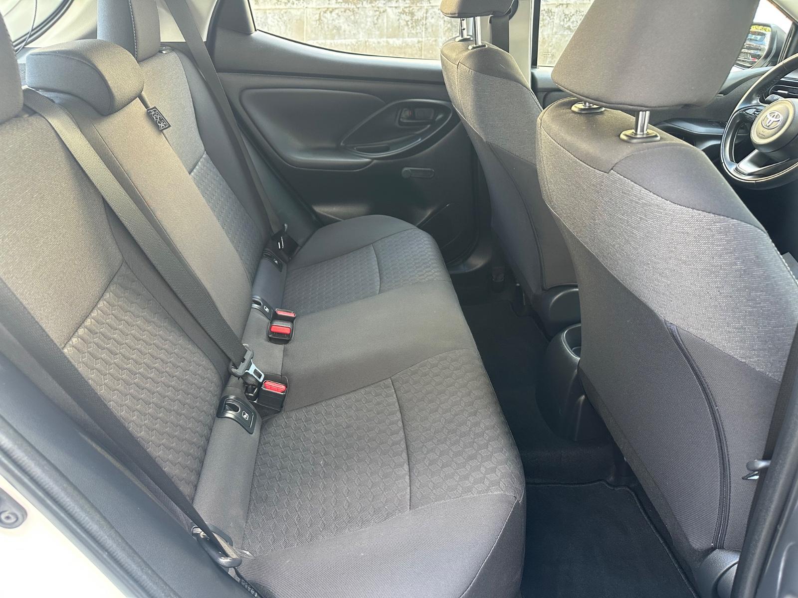 Toyota Yaris Comfort/KLIMA/GJR/KAM/TÜV NEU/ACC/FREISPRE