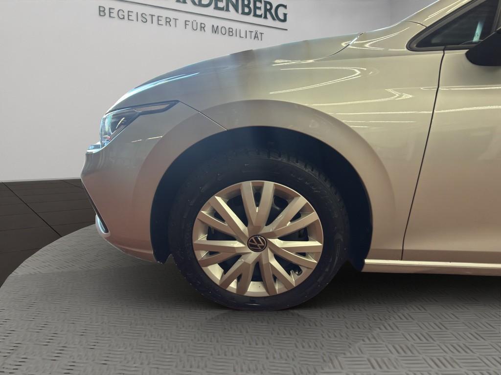 Volkswagen Golf 8 Active 2.0 TDI DSG Navi AHK LED ACC