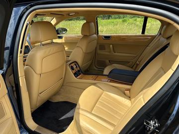 2006 Bentley FLYING SPUR 缩略图 14