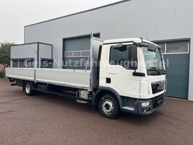 MAN TGL 12.220 BL/Klima/AHK/Pritsche 7,2m/3 Sitze.