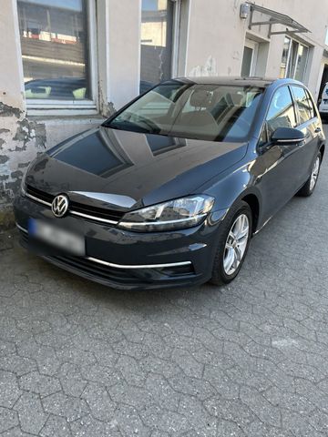 VW VW Golf  1.6 TDI DSG Automatik  gepflegt