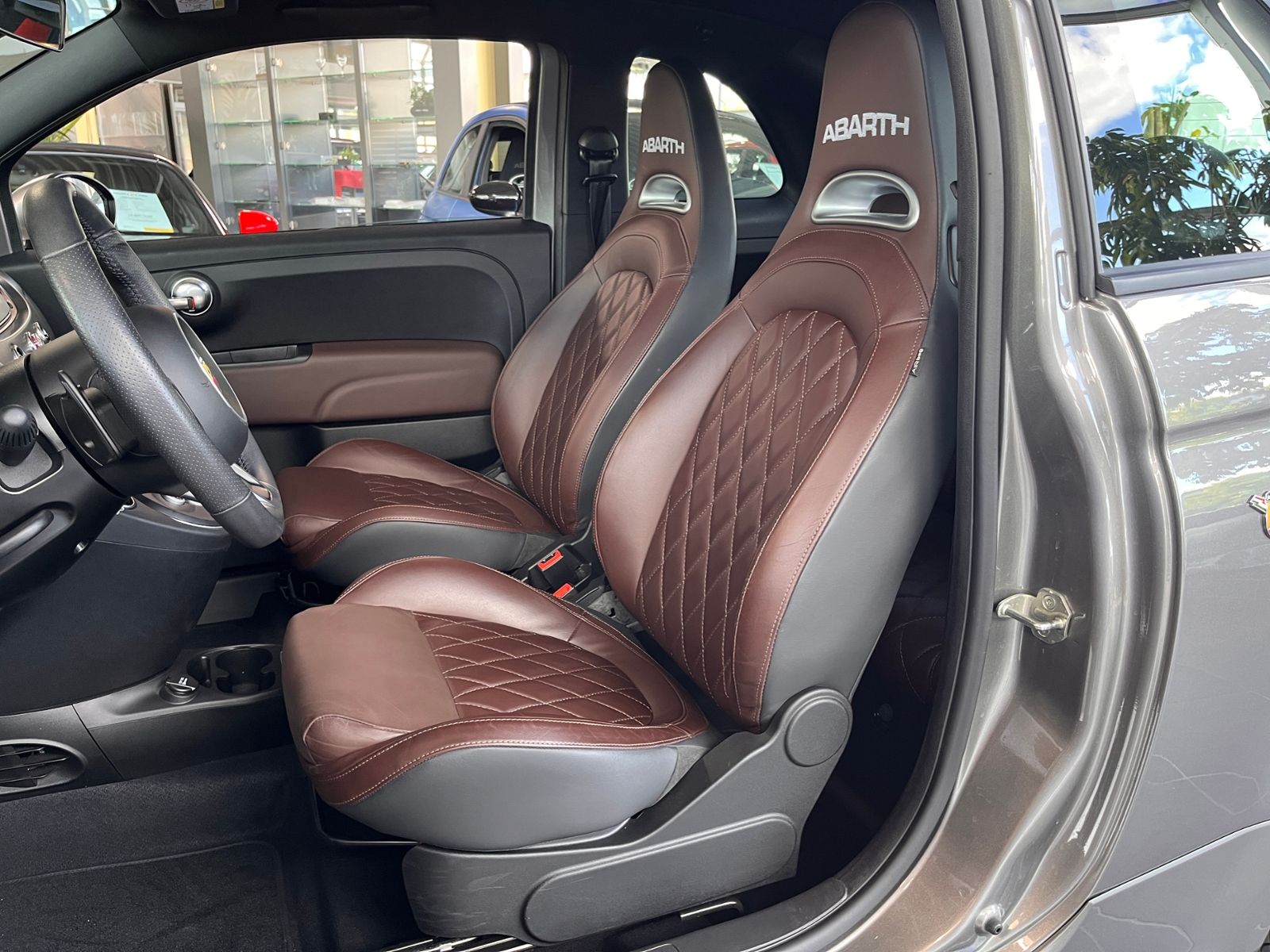 Fahrzeugabbildung Abarth 595C  Xenon NAVI ALU