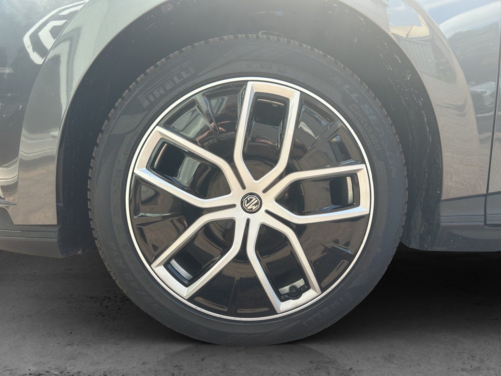 Fahrzeugabbildung MG MG4 Electric Luxury