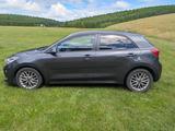 Kia Rio 1.0 T-GDI 100 Dream-Team Edition Dream-T... - Kia: Limousine, E10
