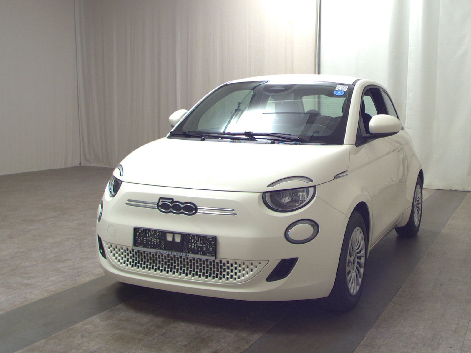 Fiat 500e 42 kWh NAVI LED SPURHALTE AMBIENTE imagem 2
