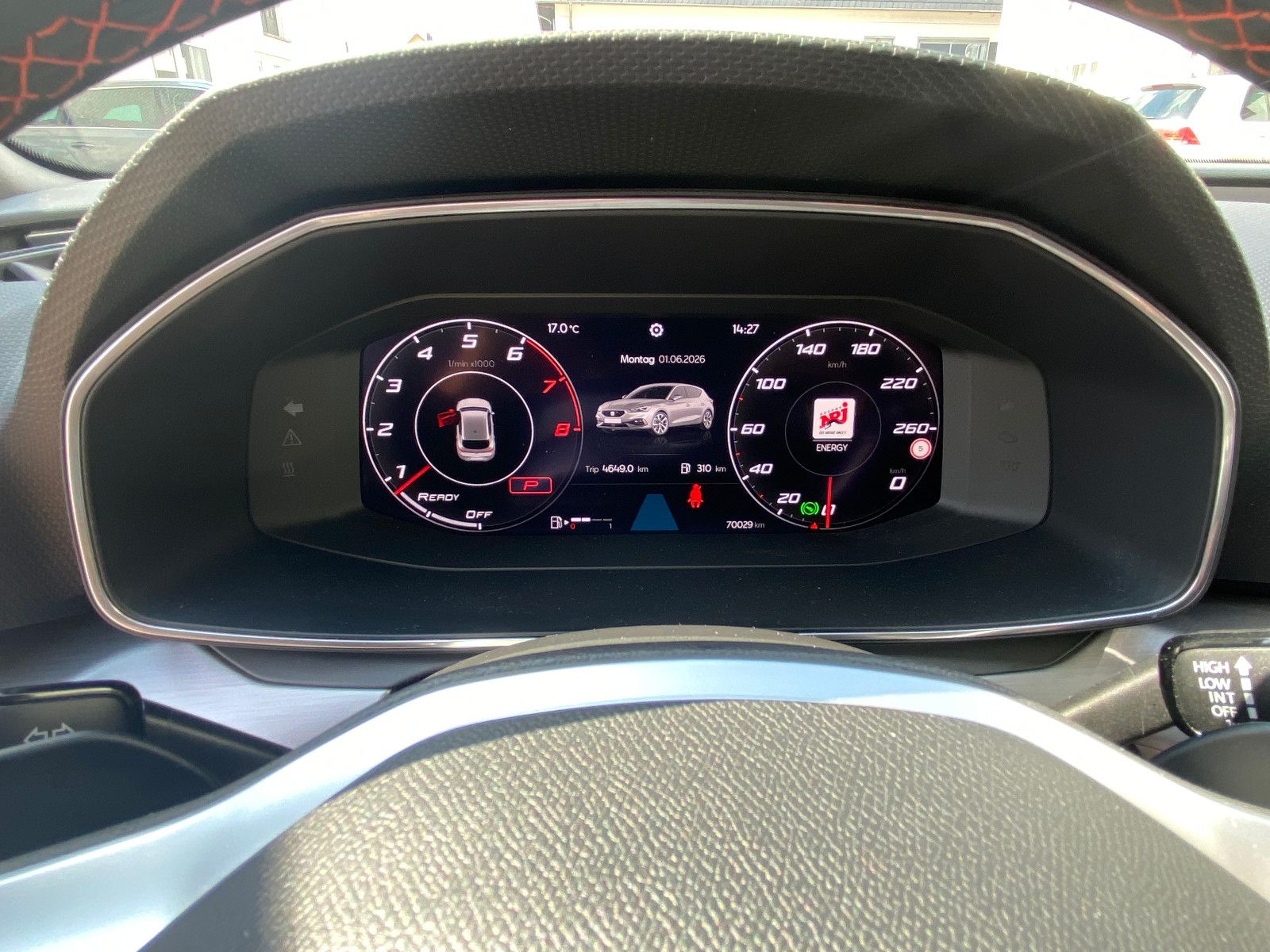 Fahrzeugabbildung SEAT Leon FR 1,5 eTSI DSG *NAVI*PLA*ASSIST-PAKET