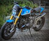BMW R NINE T