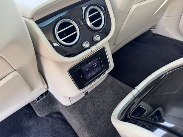 Bentley Bentayga  6.0 W12 4WD First Edition Pano 360