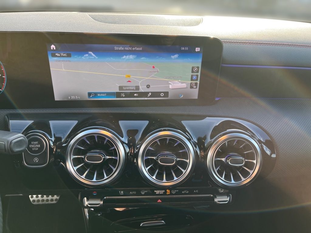 Fahrzeugabbildung Mercedes-Benz CLA 200 SB AMG Totwi. Memory Tempomat LED Sport