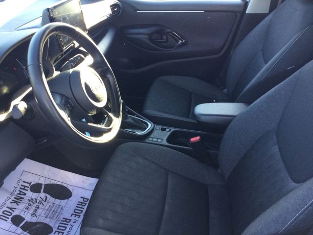 Yaris 1.5 Hybrid Style PDC SHZ KAMERA ACC LED