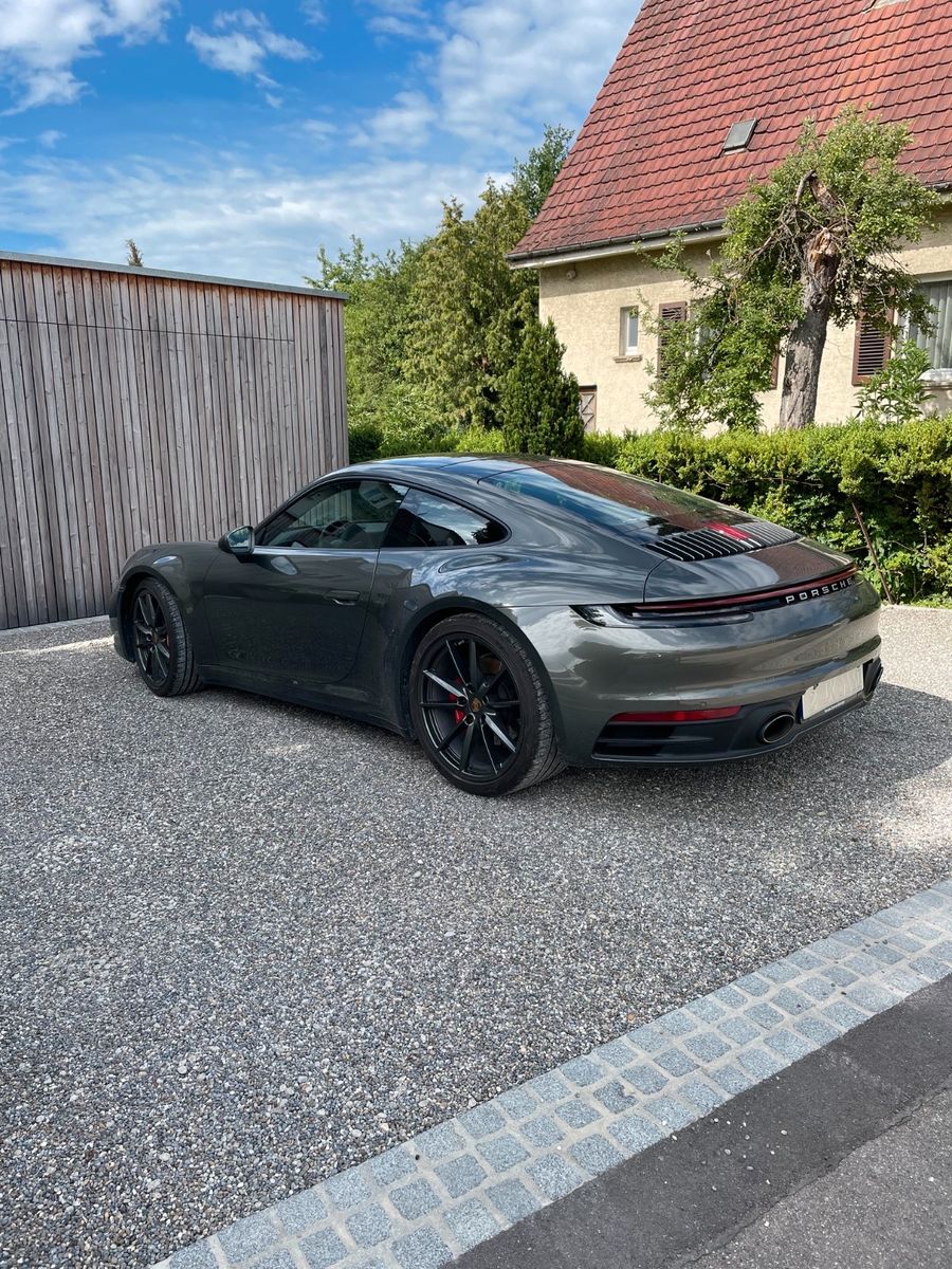 PORSCHE 992 Carrera 4S Coupé Carrera S