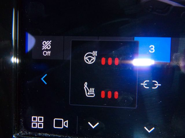 Fahrzeugabbildung Volvo XC60 R Design 2WD >AUT/AHK/LED/KAM/PDC<