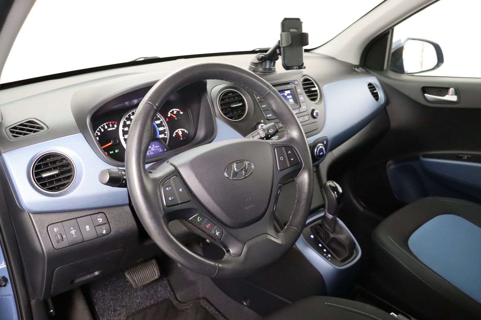 Fahrzeugabbildung Hyundai i10 1.2 Automatik aus 1. Hand * Klima * SHZ * we
