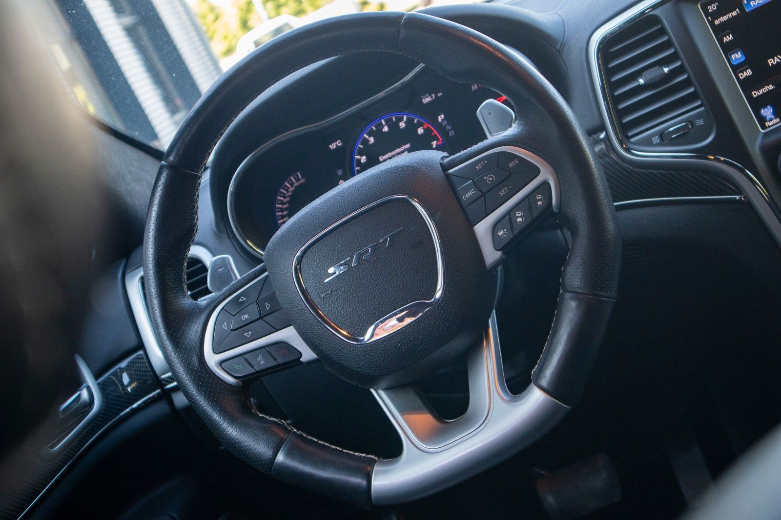 Fahrzeugabbildung Jeep Grand Cherokee SRT NIGHT 6.4*LPG*Capristo*Webas*