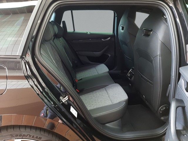 Fahrzeugabbildung Skoda Octavia Combi 2.0TDI Sportline AHK Matrix eleHec