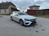 Mercedes-Benz E 350 d T Autom. - AMG-LINE - Mercedes-Benz E 350 mit Diesel-Antrieb: Schiebedach, Kombi