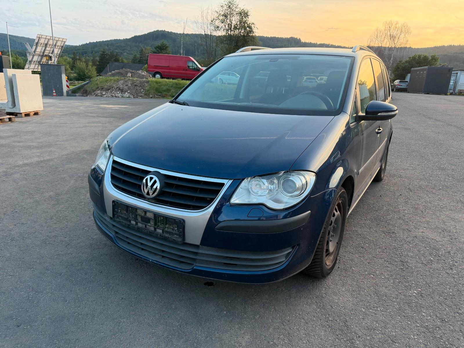Volkswagen Touran Freestyle, 7 Sitzplätze, 01758489574