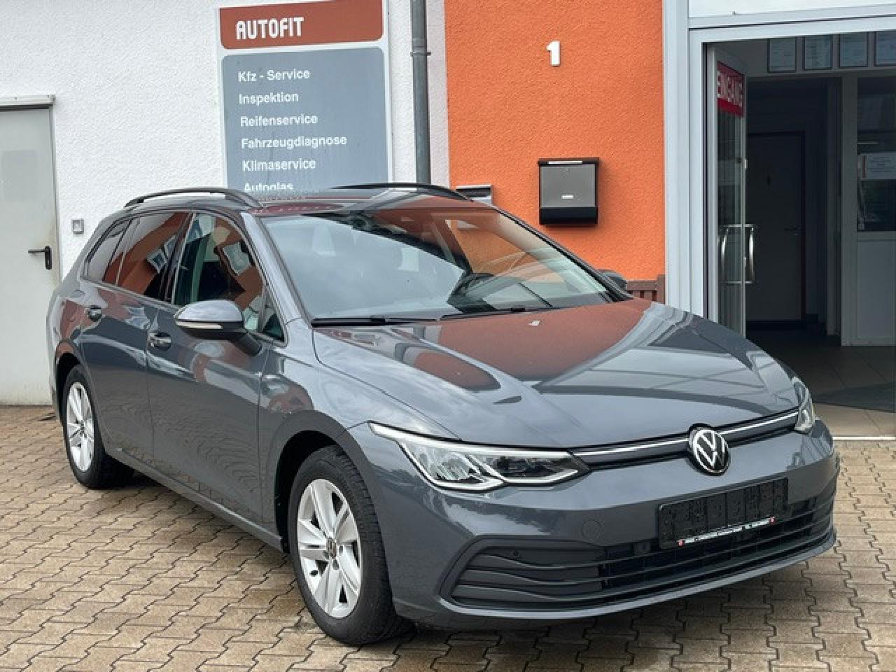 Volkswagen Golf VIII Variant ACC  Business-Premium  Lenkrad